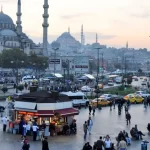 Istanbul-Eminonu-Square-Old-City-1024×549