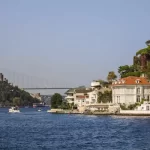 asian-bosphorus-istanbul-turkey-20499920.jpg
