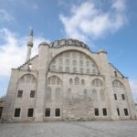 mihrimah-sultan-mosque-edirnekapi-istanbul-turkey_646314-938